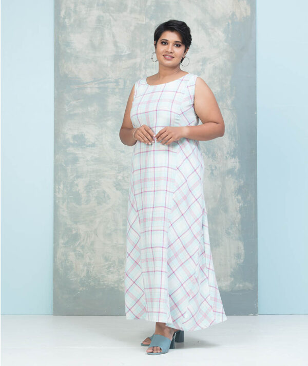 Dress 9 - Image 2
