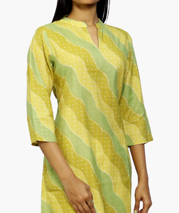 Women Geometric Print Straight Cotton Kurta  (Green - 3/4 sleeve) - Image 2