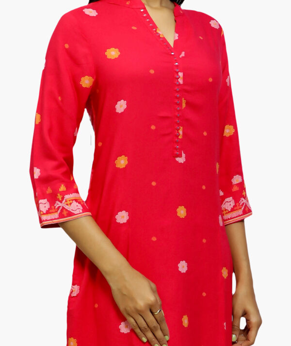 Women Printed, Solid Viscose Rayon Straight Cotton Kurta  (Pink - 3/4 sleeve) - Image 2
