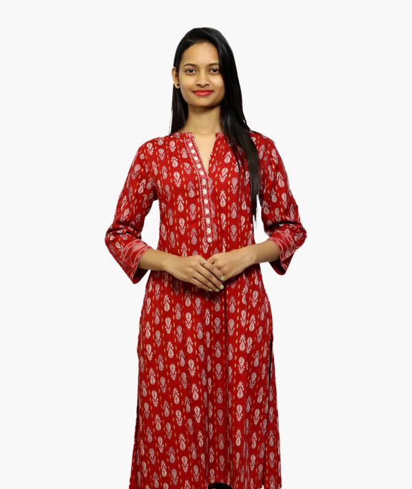 Women Printed Straight Cotton Kurta with Pocket (Maroon -3/4 sleeve)